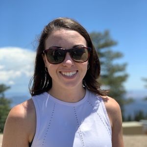 Meet your Posher, Caroline